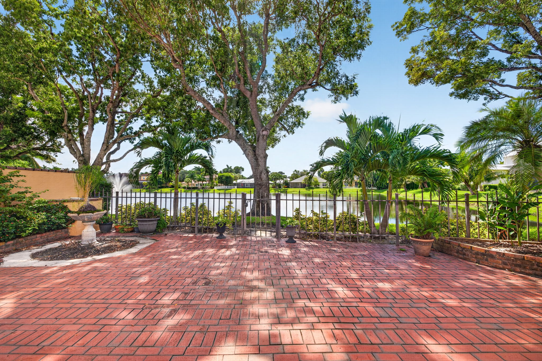 Courtyard 1 of 2 - DUSK CONVERSION & Virtual staging
