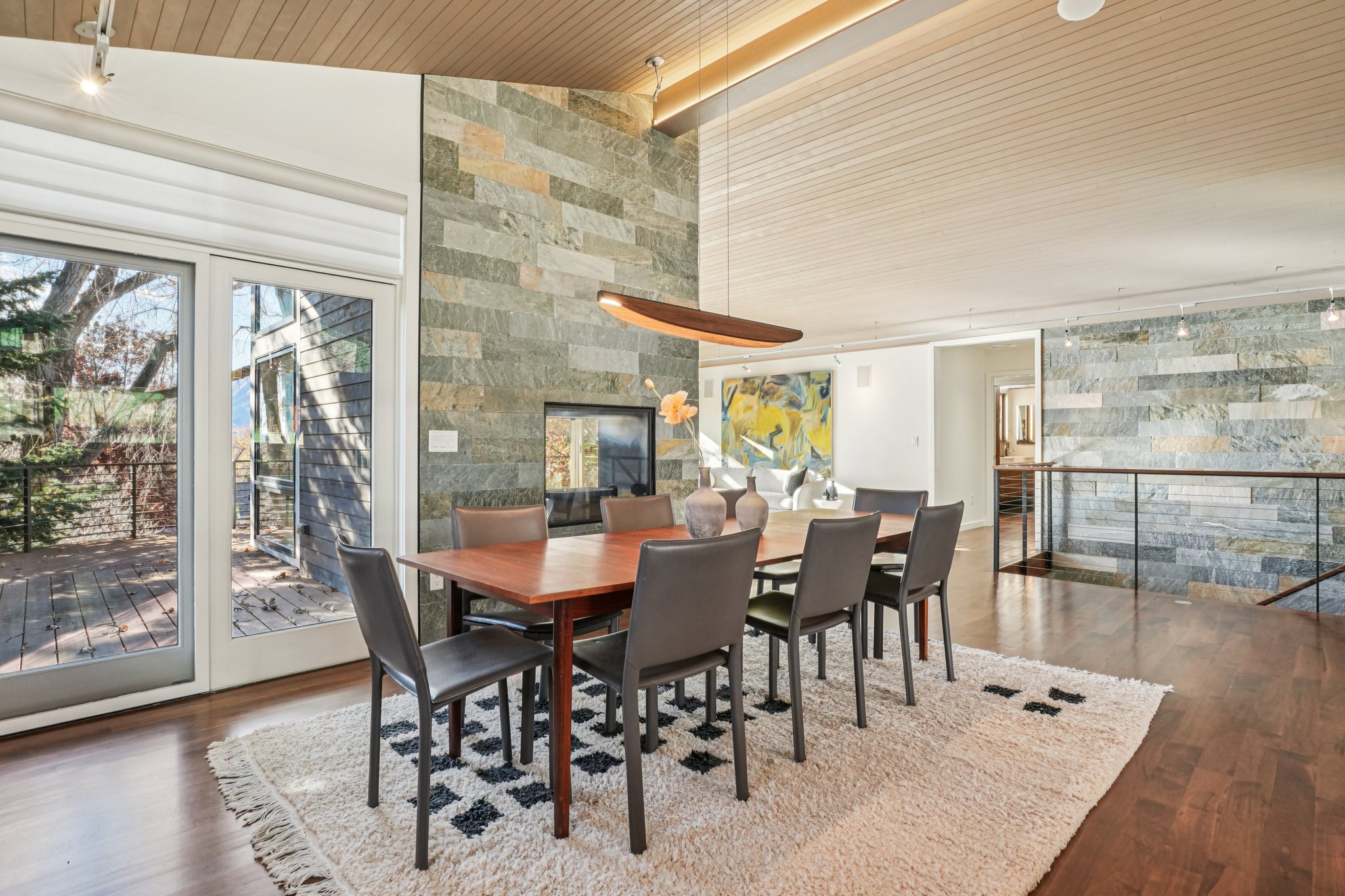 Moss Rock Pl-S1411-017.jpg