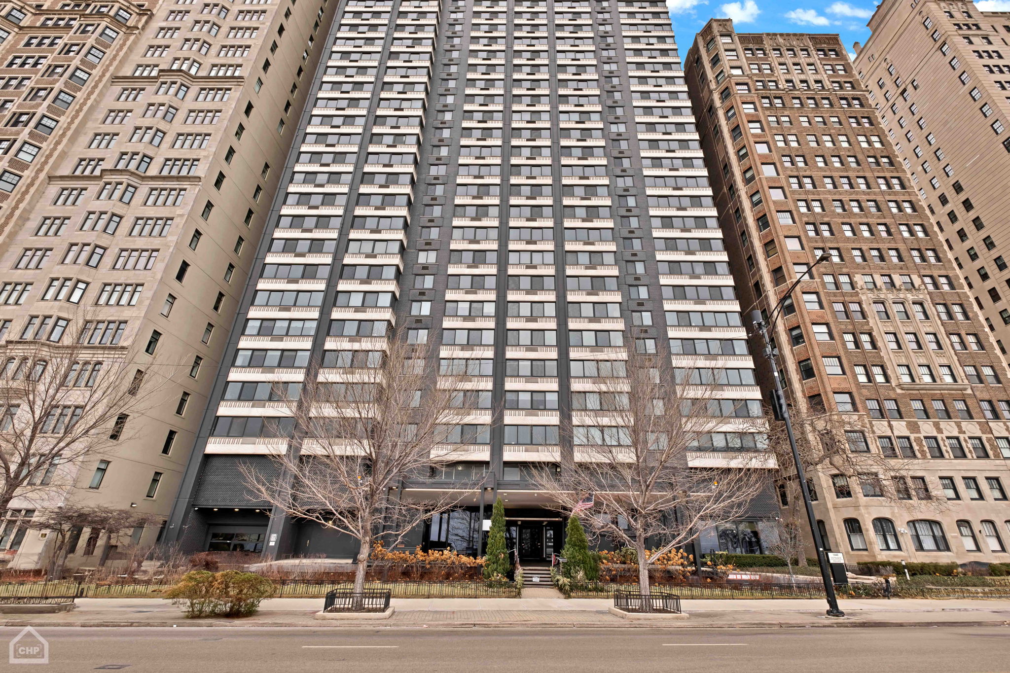 1440 N Lake Shore Dr 19A_001