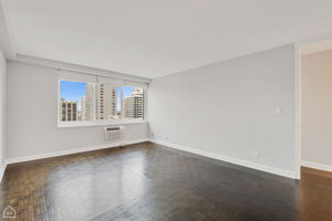 1440 N Lake Shore Dr 19A_024
