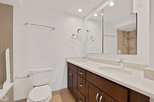 1440 N Lake Shore Dr 19A_027