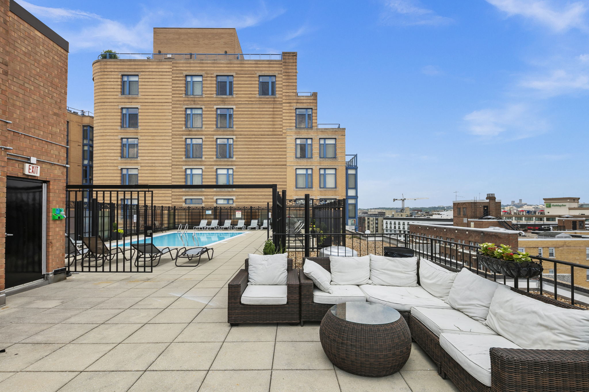 1440 N St NW, Washington, DC 20005, USA Photo 43