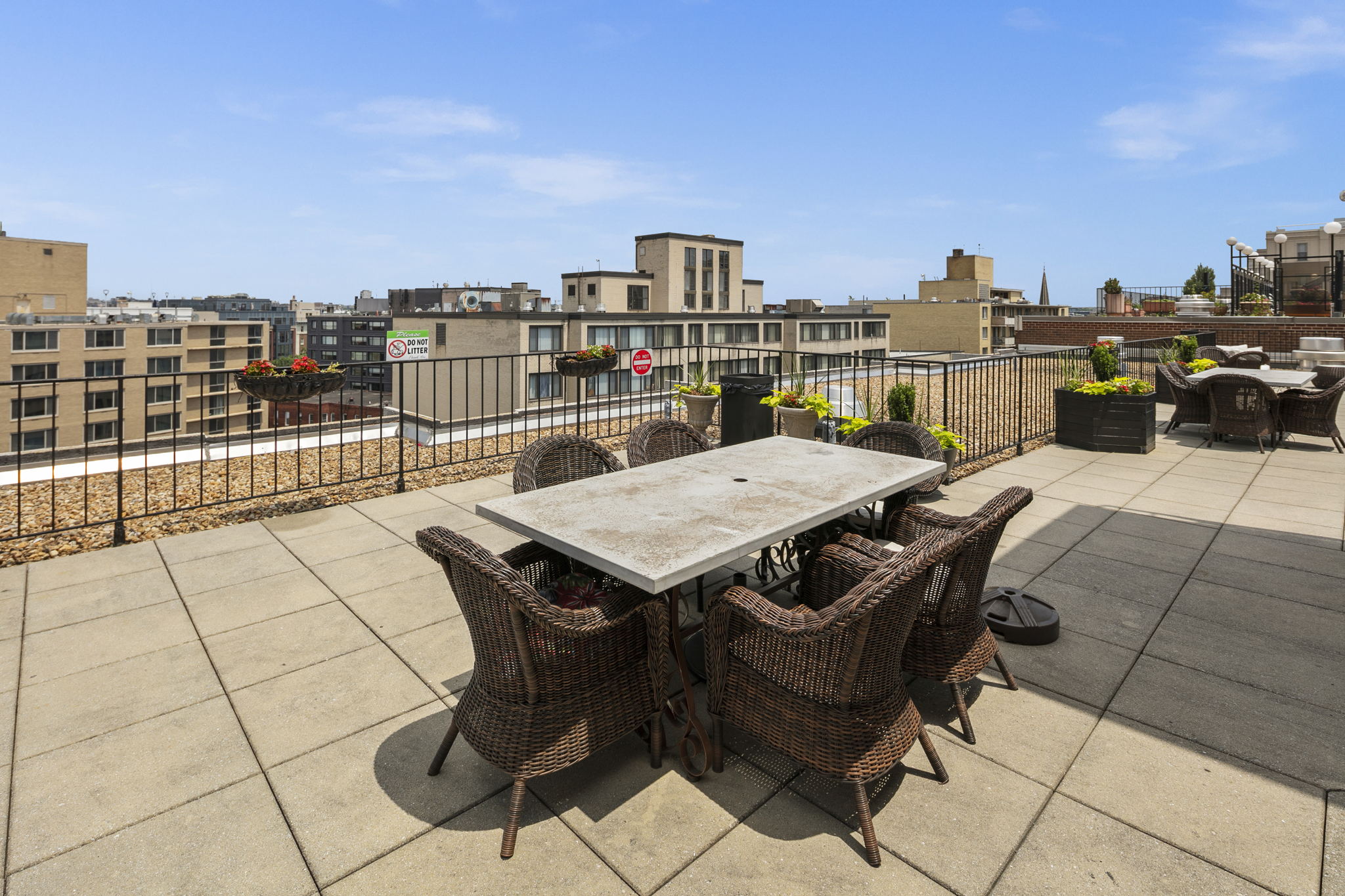 1440 N St NW, Washington, DC 20005, USA Photo 42