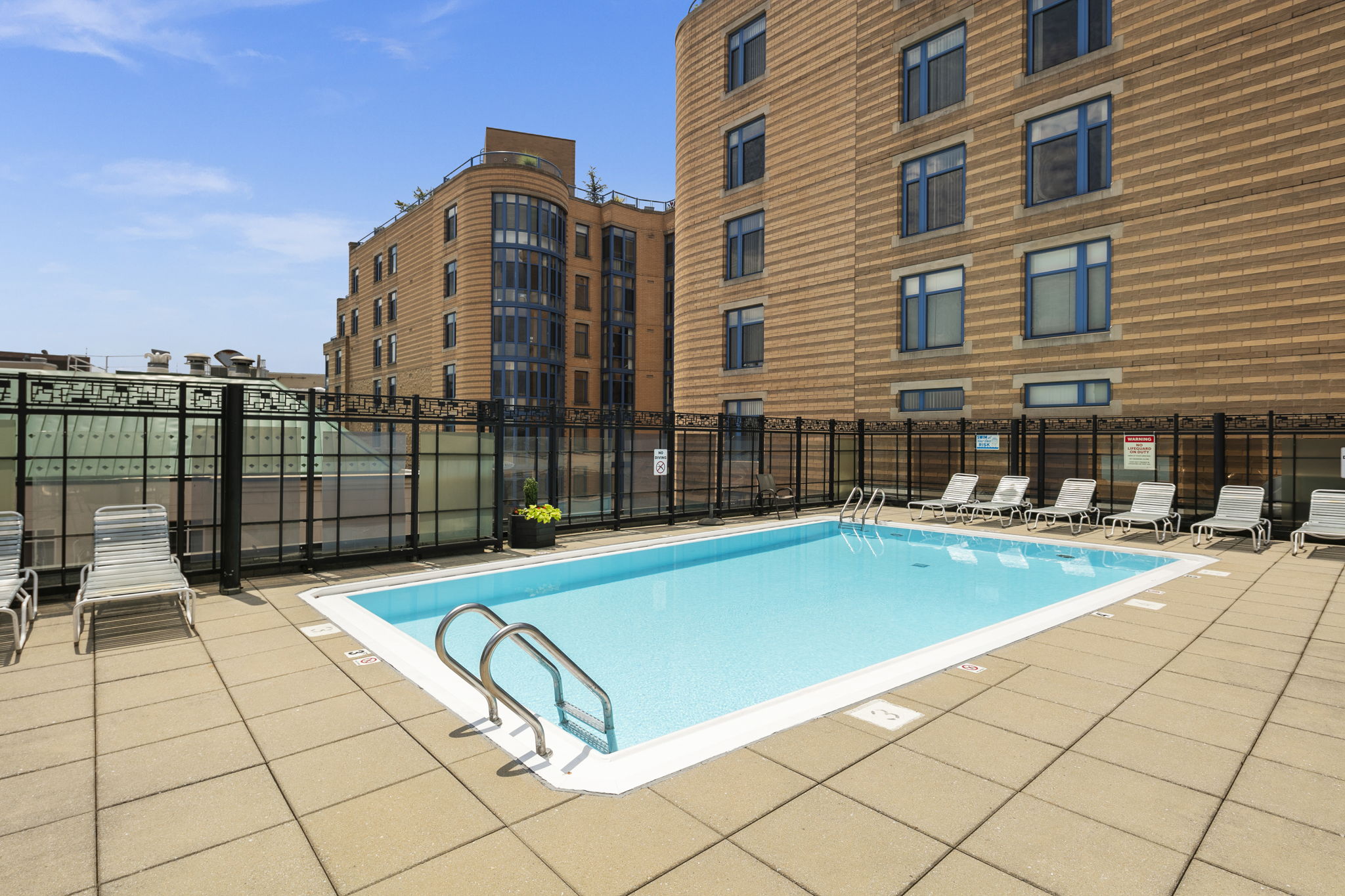 1440 N St NW, Washington, DC 20005, USA Photo 40