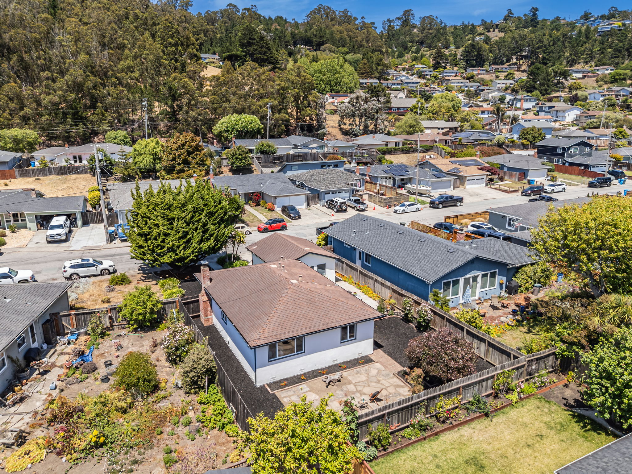 008_AERIAL_ 1440 Serra Dr