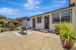 030_1440 Serra Dr  Pacifica