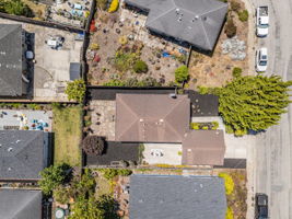 006_AERIAL_ 1440 Serra Dr