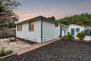 004_TWILIGHT_ 1440 Serra Dr