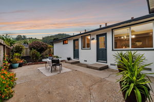 006_TWILIGHT_ 1440 Serra Dr