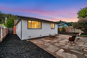 017_TWILIGHT_ 1440 Serra Dr