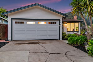 021_TWILIGHT_ 1440 Serra Dr