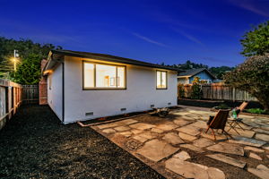 029_TWILIGHT_ 1440 Serra Dr