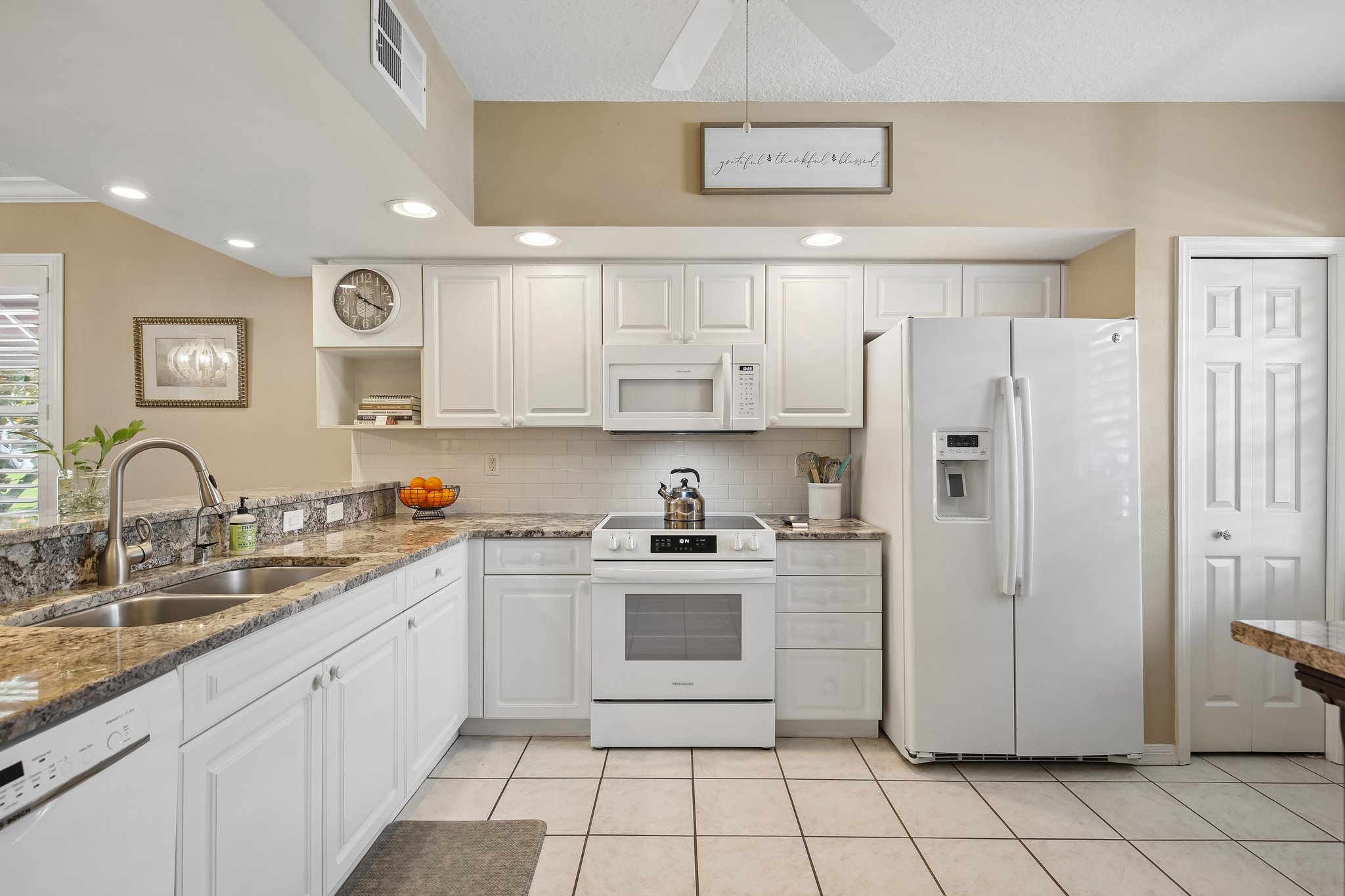 Water View Dr W unit 106-S1505-017.jpg