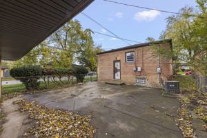  Photo 28