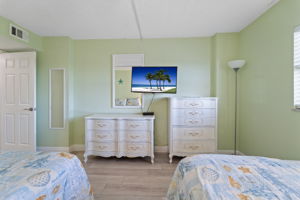 BED2 14401 Gulf Blvd 306 131