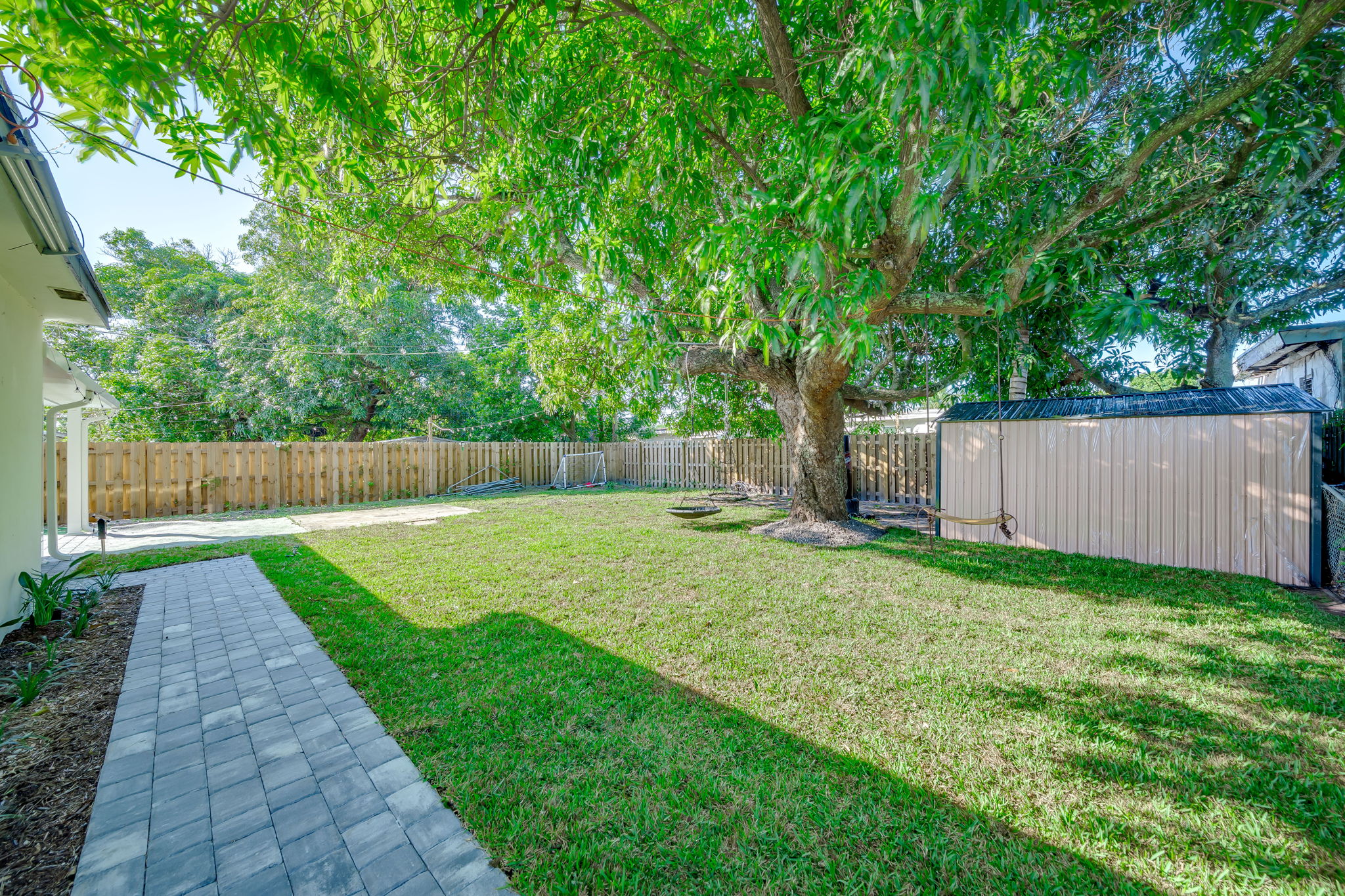 6072 Amberwoods Dr, Boca Raton, FL 33433, USA Photo 35