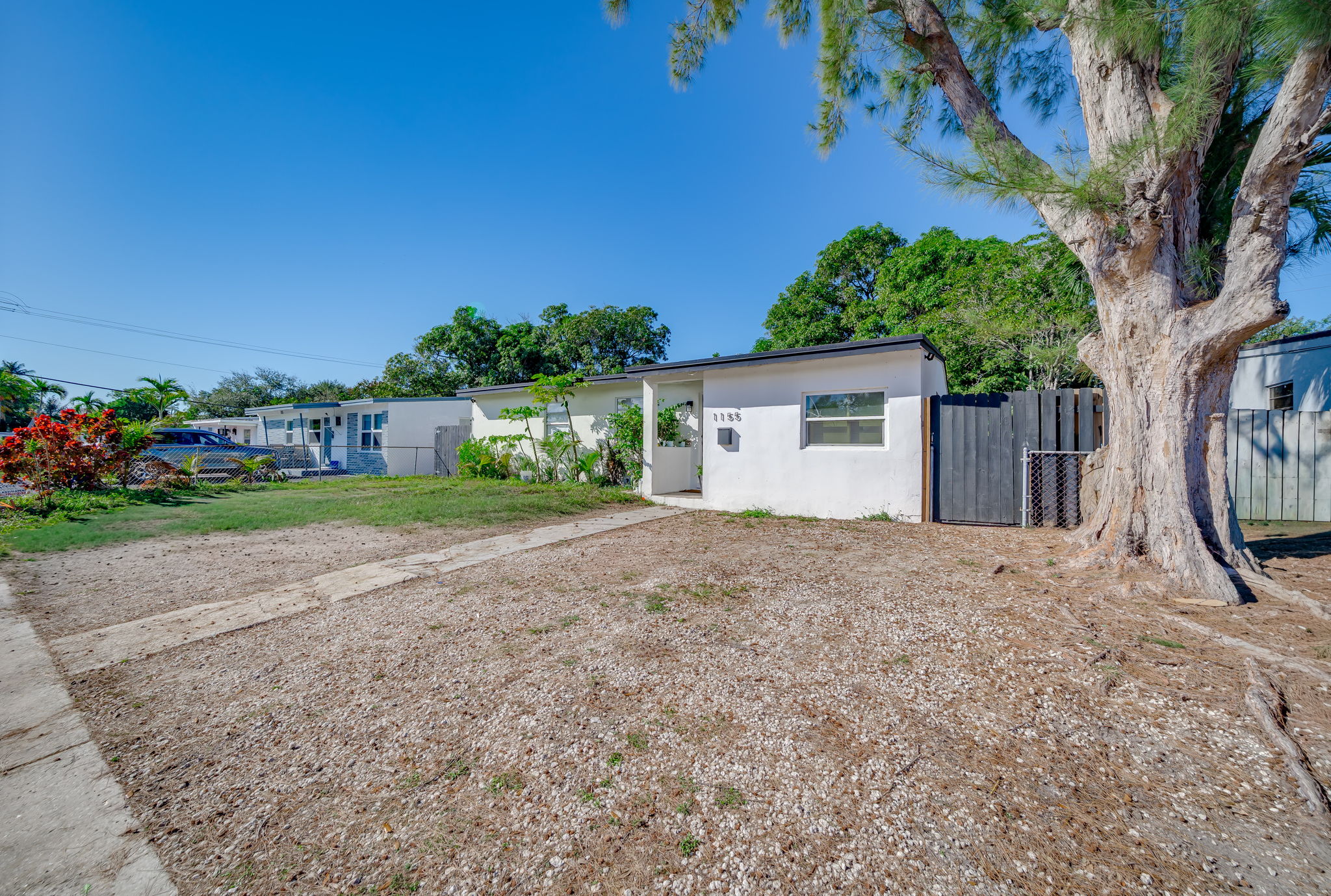 6072 Amberwoods Dr, Boca Raton, FL 33433, USA Photo 2