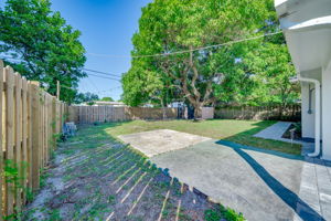 6072 Amberwoods Dr, Boca Raton, FL 33433, USA Photo 36