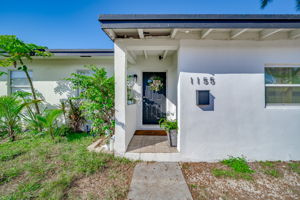 6072 Amberwoods Dr, Boca Raton, FL 33433, USA Photo 3