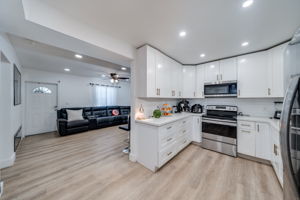 6072 Amberwoods Dr, Boca Raton, FL 33433, USA Photo 19