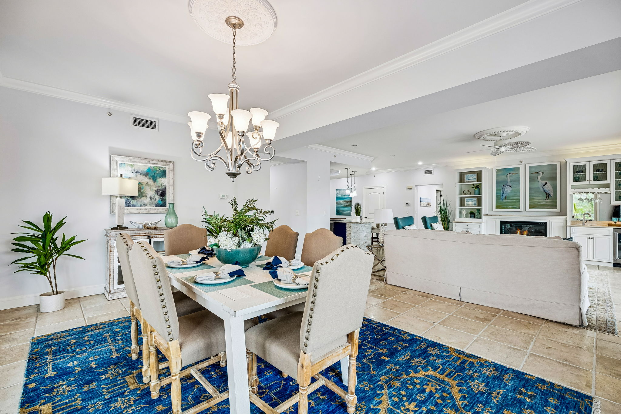 Dining / Living Room