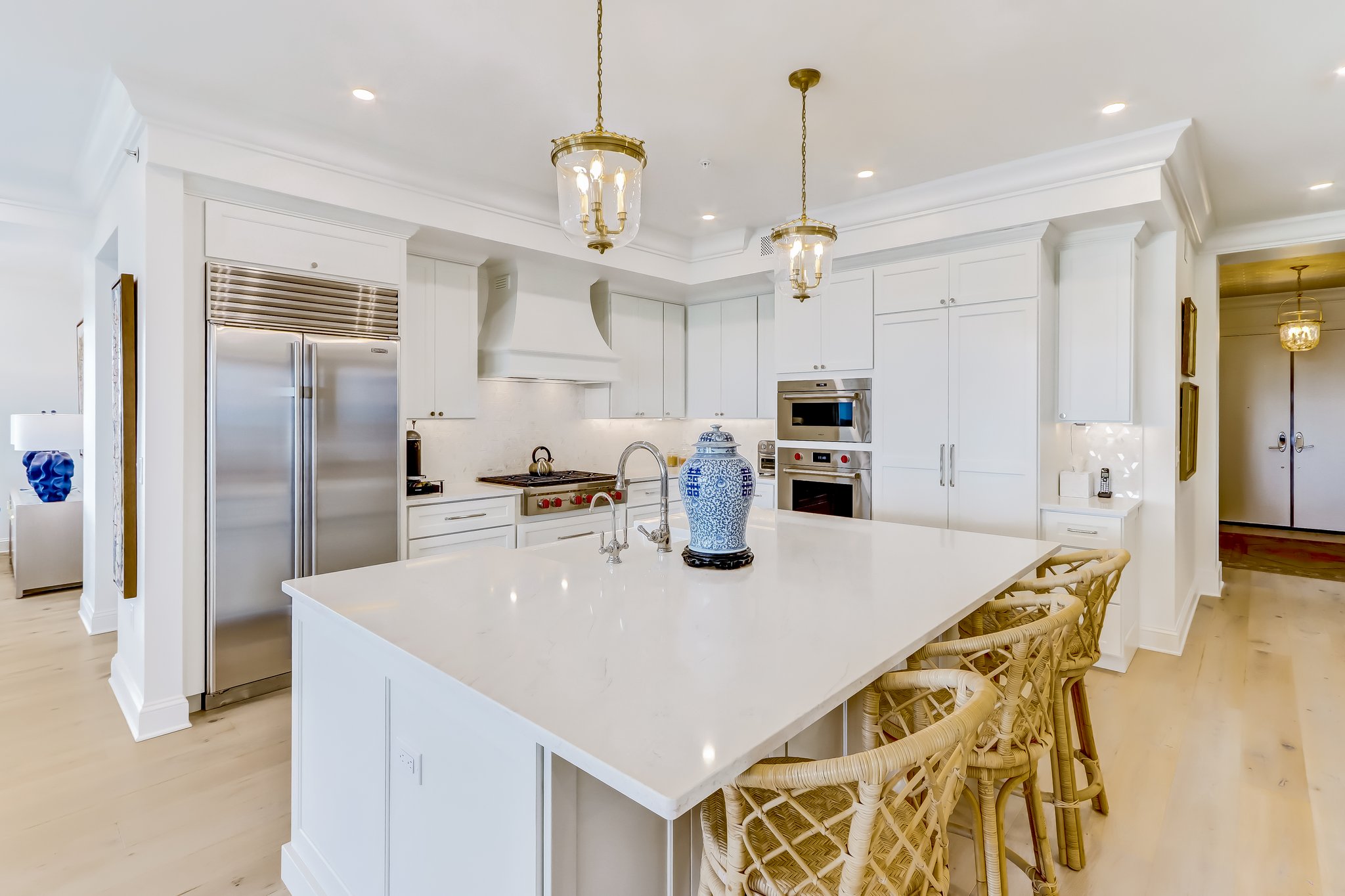 Kitchen/Breakfast Bar