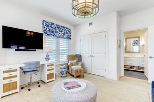 Bedroom/Office