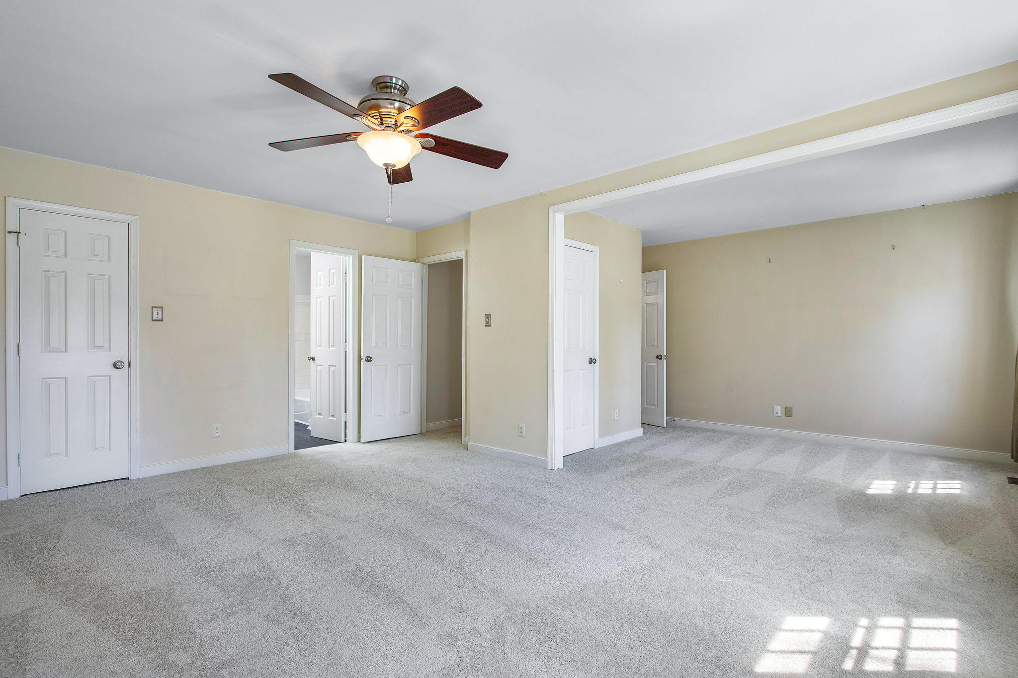 21-Primary Bedroom