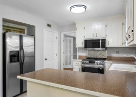 11-Kitchen