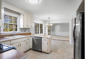 12-Kitchen