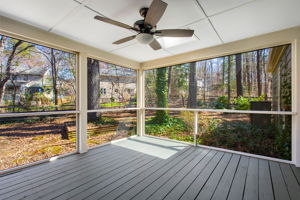29-Screened Porch