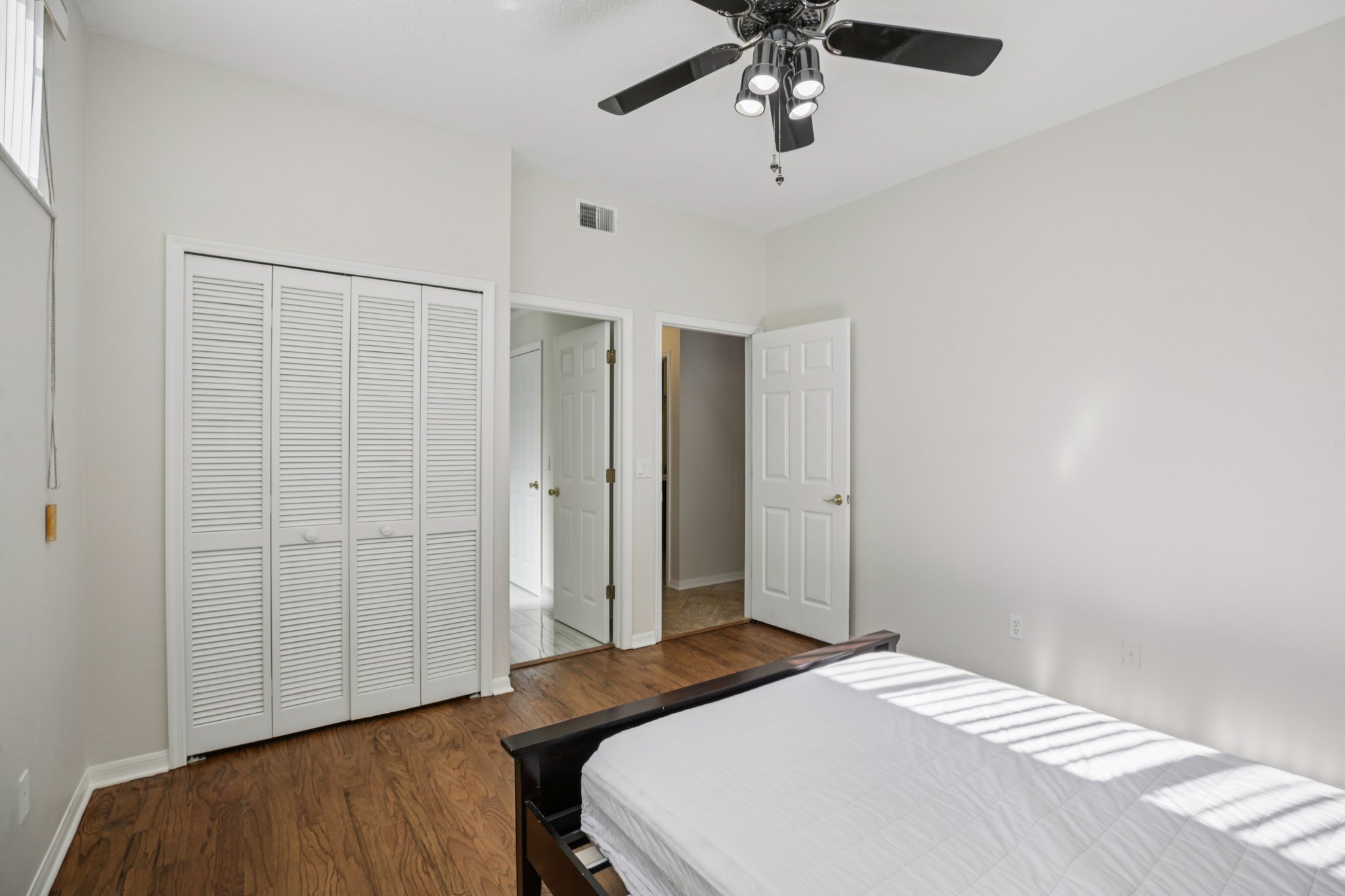 Stamford Cir-S1911-024.jpg