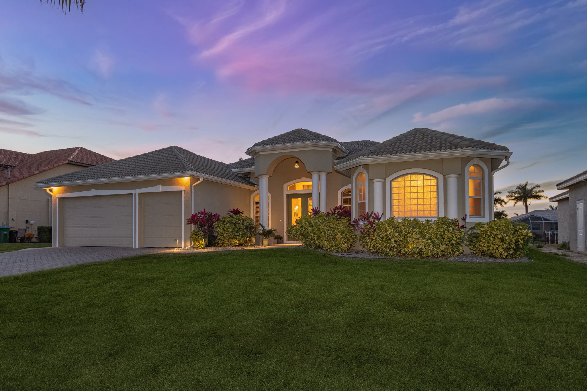 1441 NW 29th Pl, Cape Coral, FL 33993, USA Photo 2