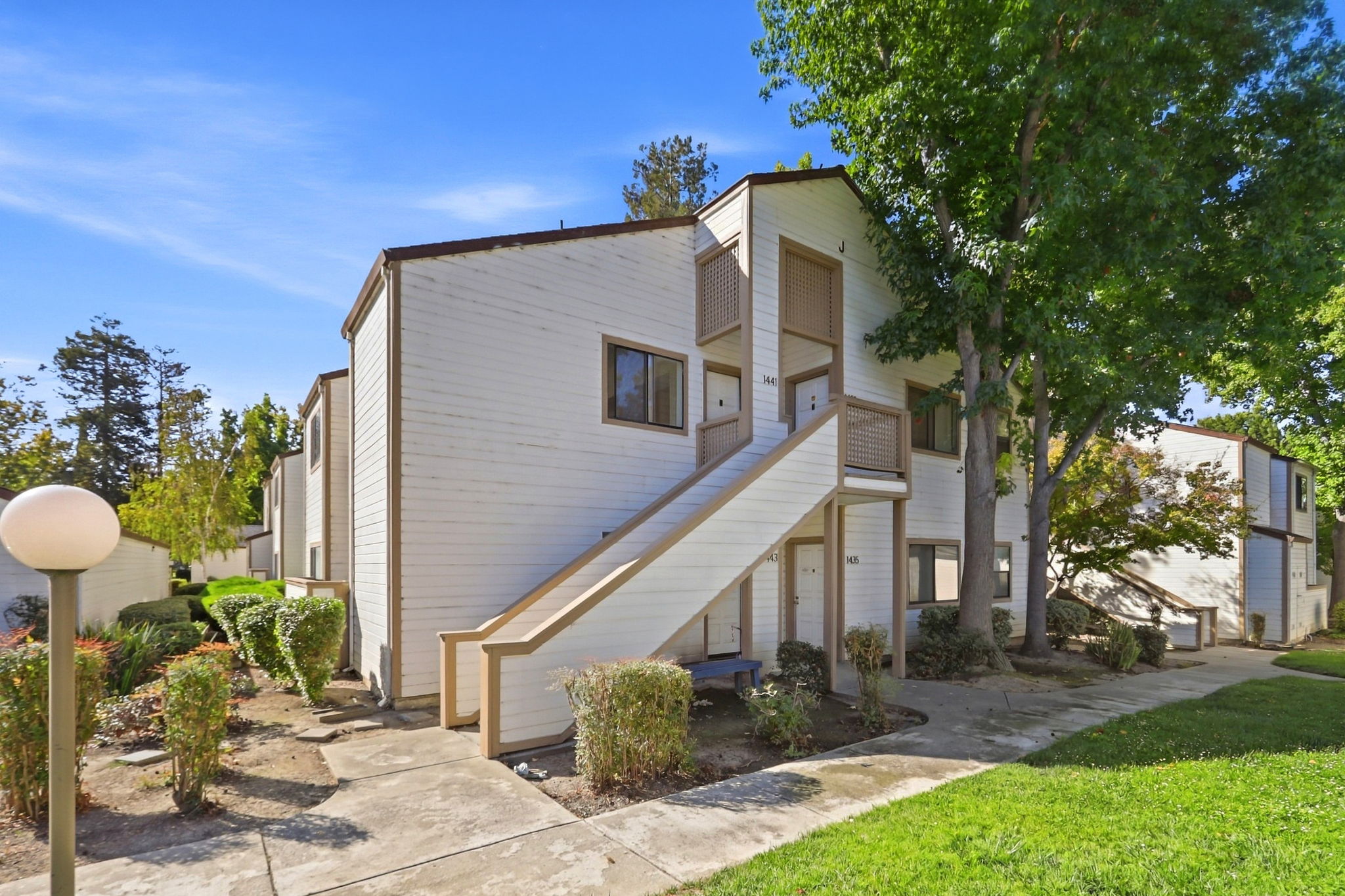 002_F8_1441 Rocklin Ct