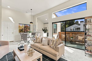 007_F8_1441 Rocklin Ct