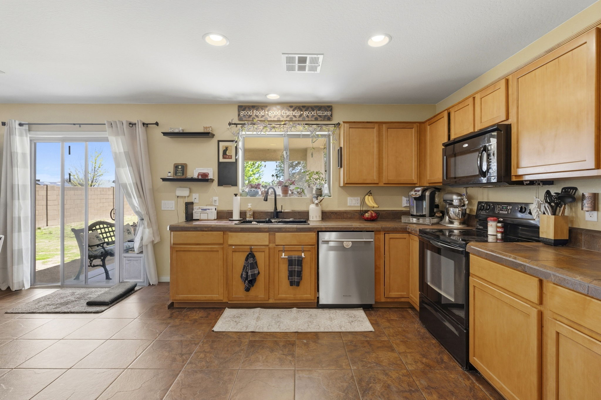 Kitchen 2