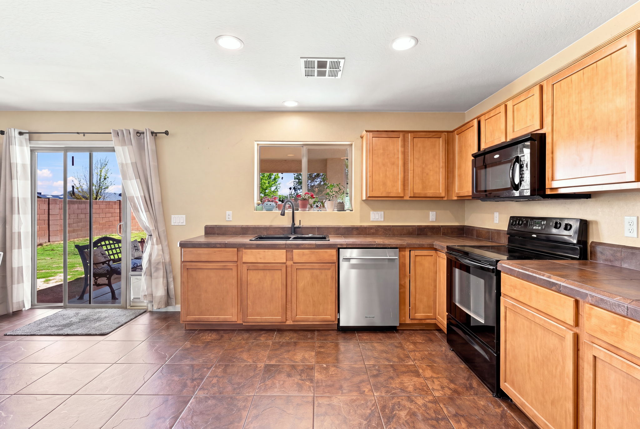 Kitchen DC (3)