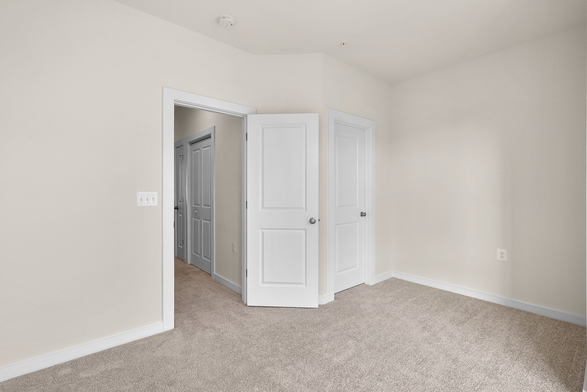 29. Wheyfield Dr.jpg