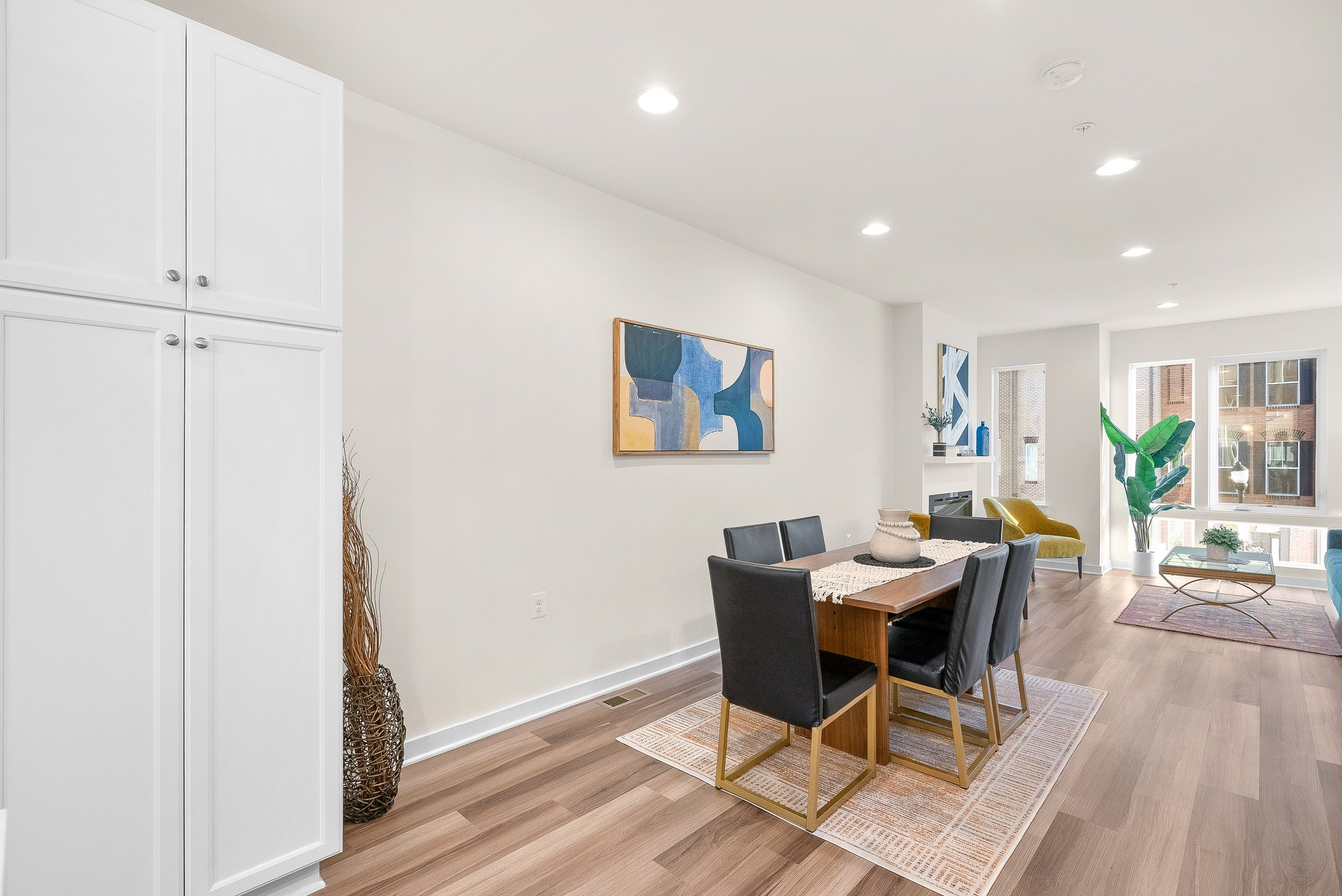 16. Wheyfield Dr.jpg