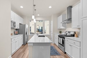 10. Wheyfield Dr.jpg