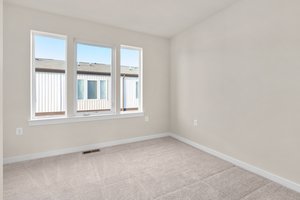 32. Wheyfield Dr.jpg