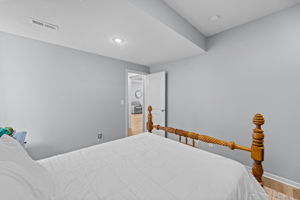  Photo 37