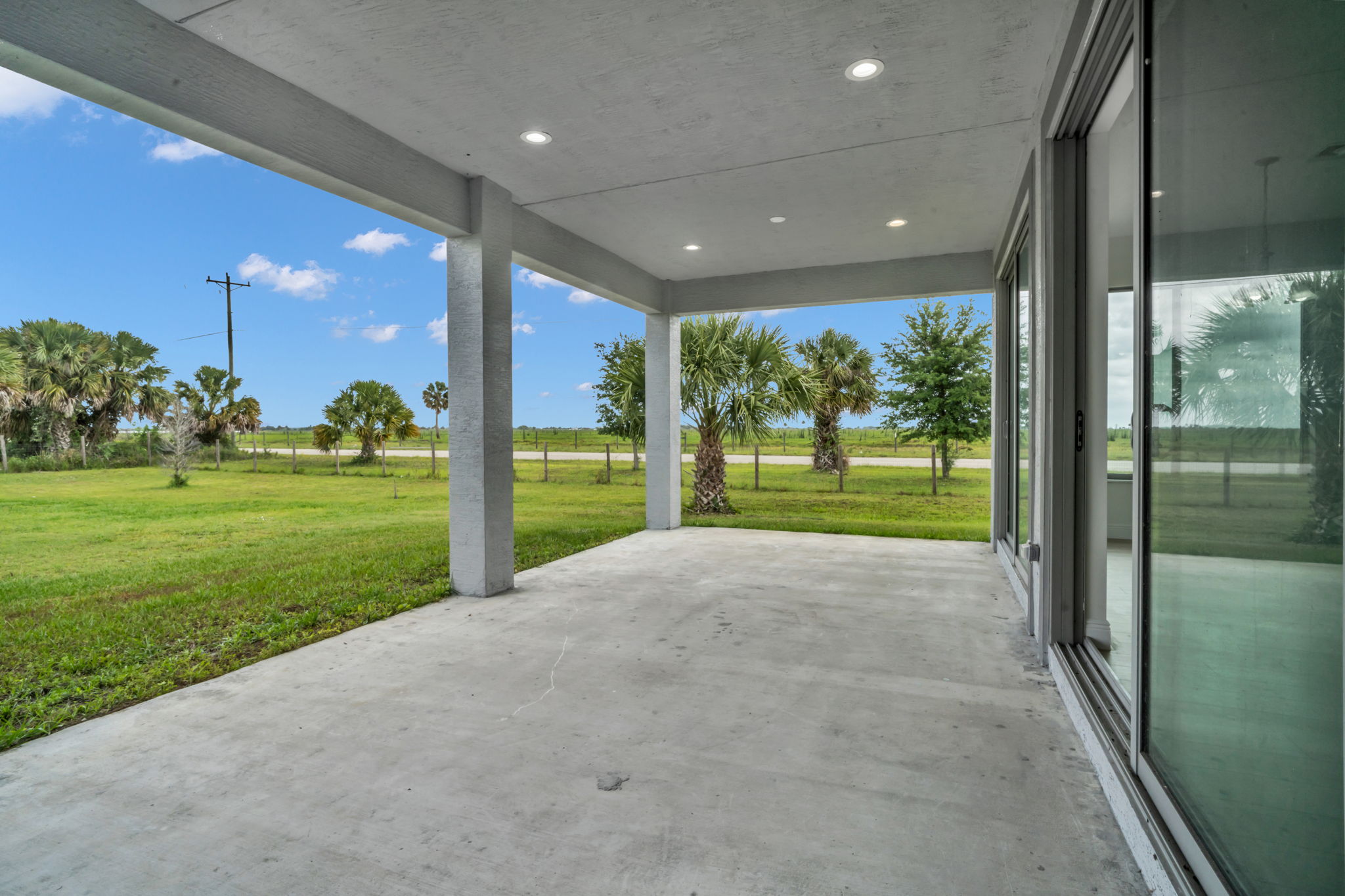  Photo 59