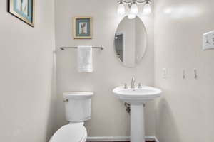 32. 14413 Autumn Crest Rd.jpg
