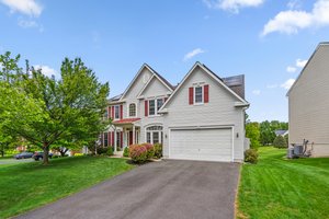 02. 14413 Autumn Crest Rd.jpg