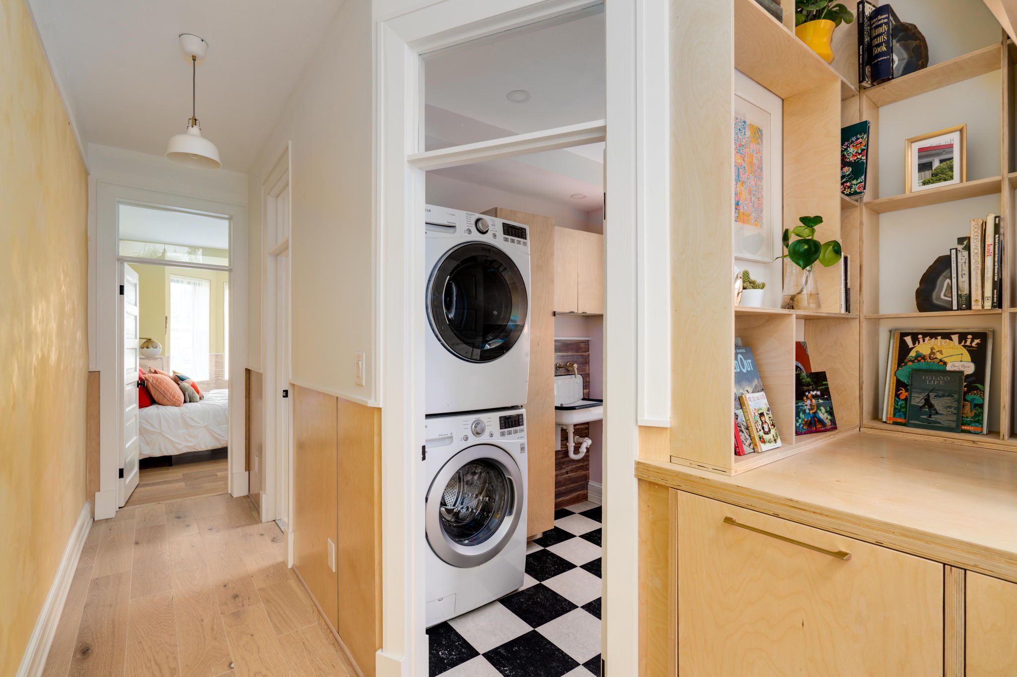 1442 N 29th St Listing-78