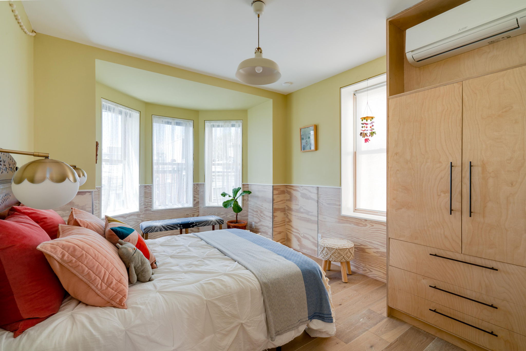 1442 N 29th St Listing-86