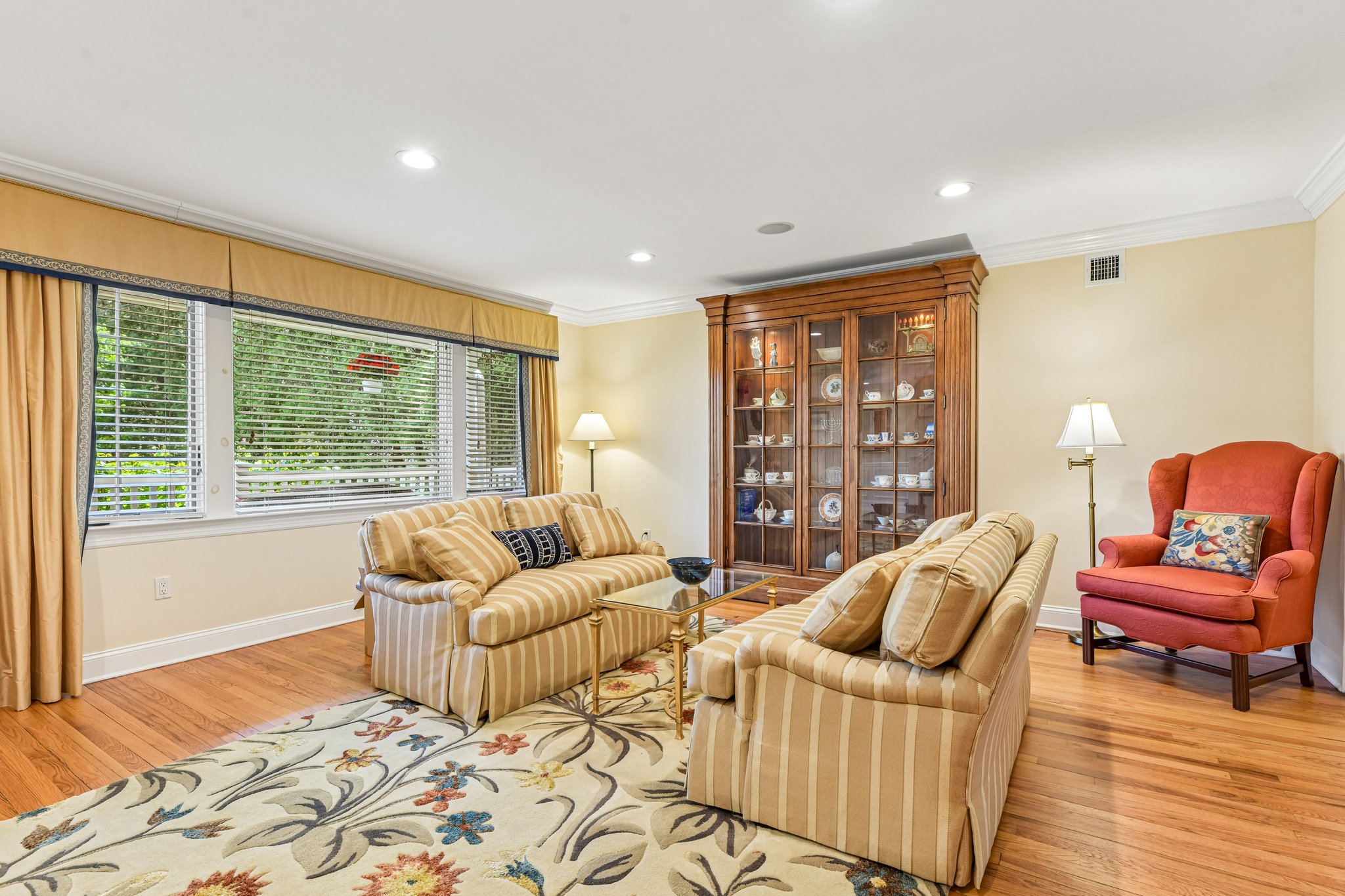 Stevenson Cir-S0605-013.jpg