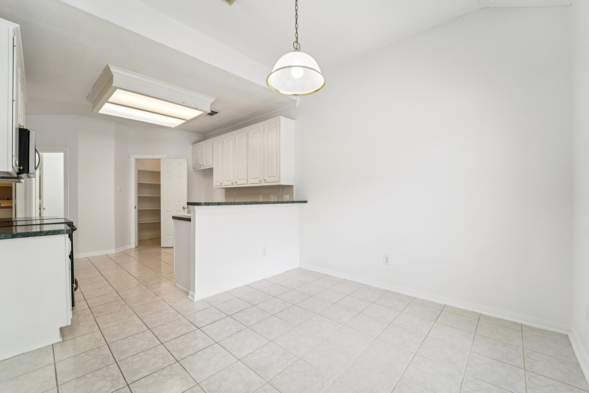 Walters Rd 55-S2503-009.jpg
