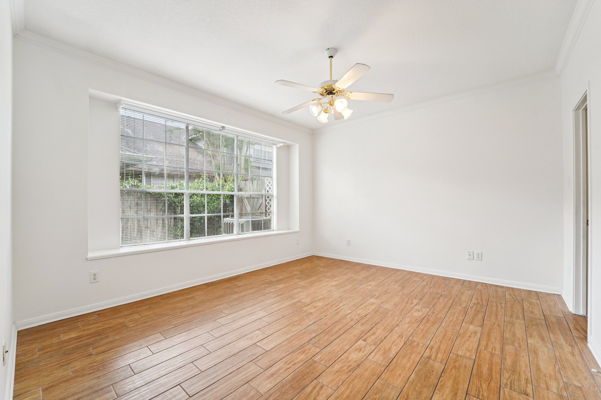 Walters Rd 55-S2503-015.jpg